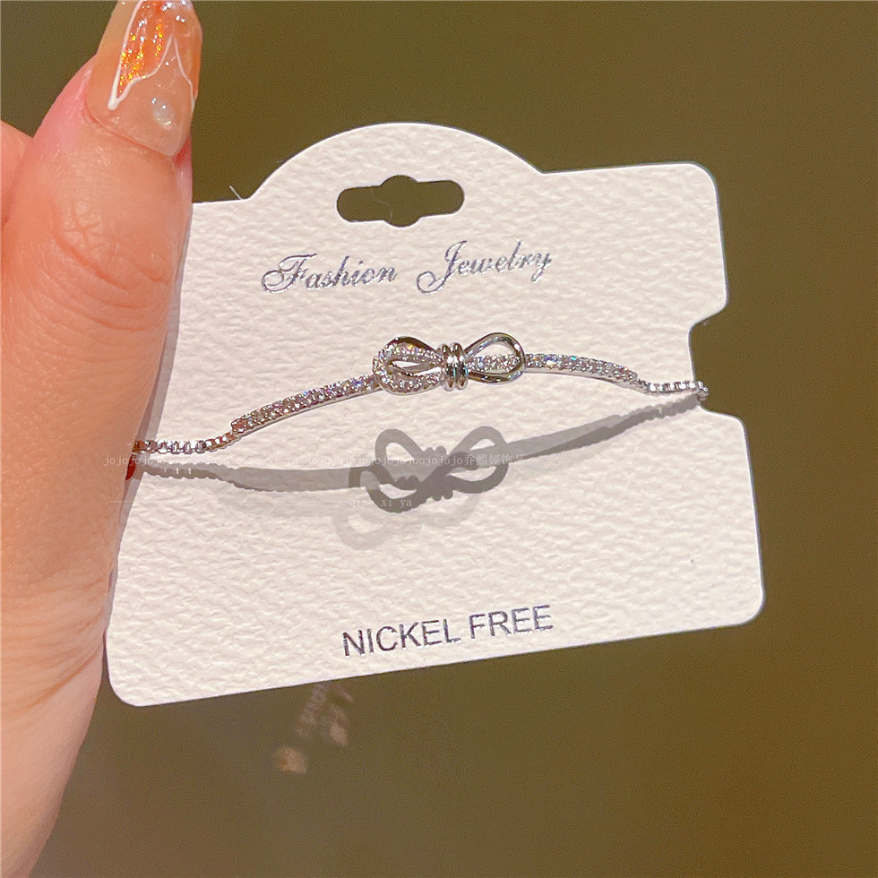 Women Accessories Store - Bracciale a forma di fiocco con