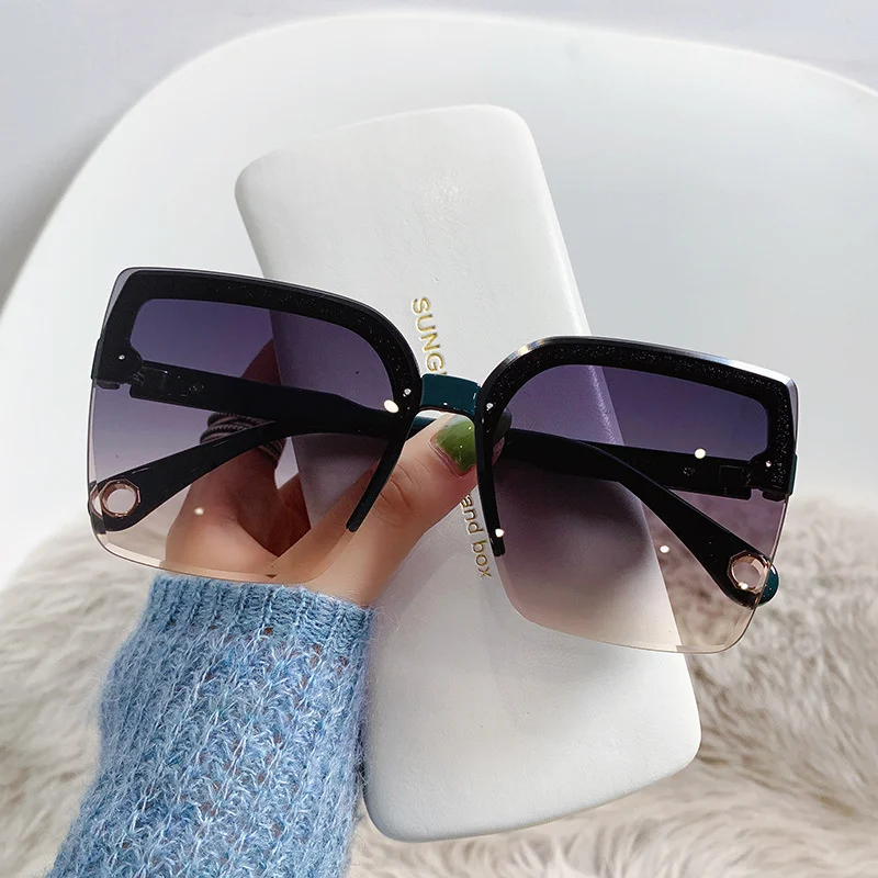 Occhiali da Sole Oversize Uomo - Sunglasses Oversized Square recensione e prezzo