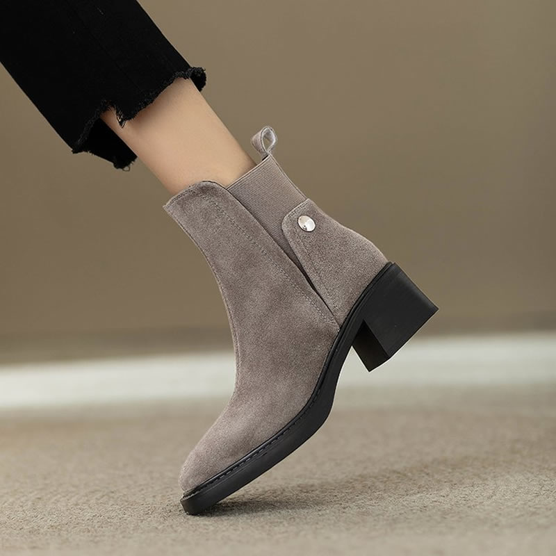 Stivaletti robusti da donna in - Women'S Accessories Trends 2025 recensione e prezzo