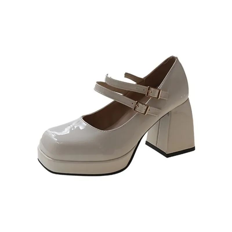 2025 Nuova Pelle Lacca da Donn - Women'S Accessories Trends 2025 recensione e prezzo