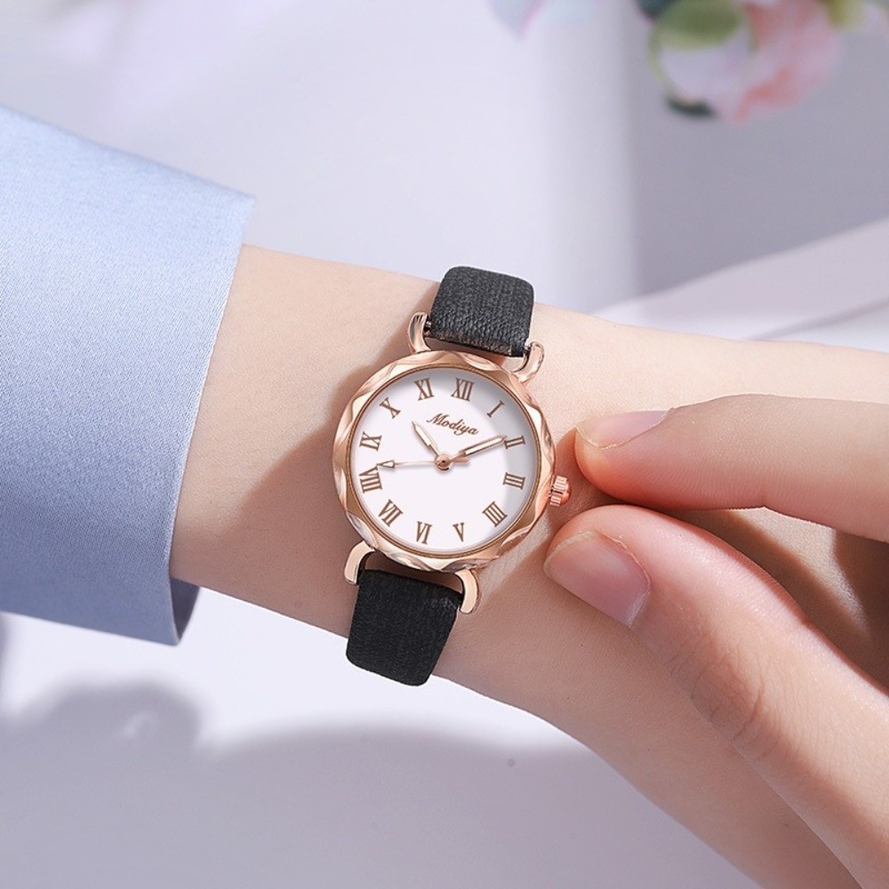Nuovi orologi con cinturino in - Women Accessories Display recensione e prezzo