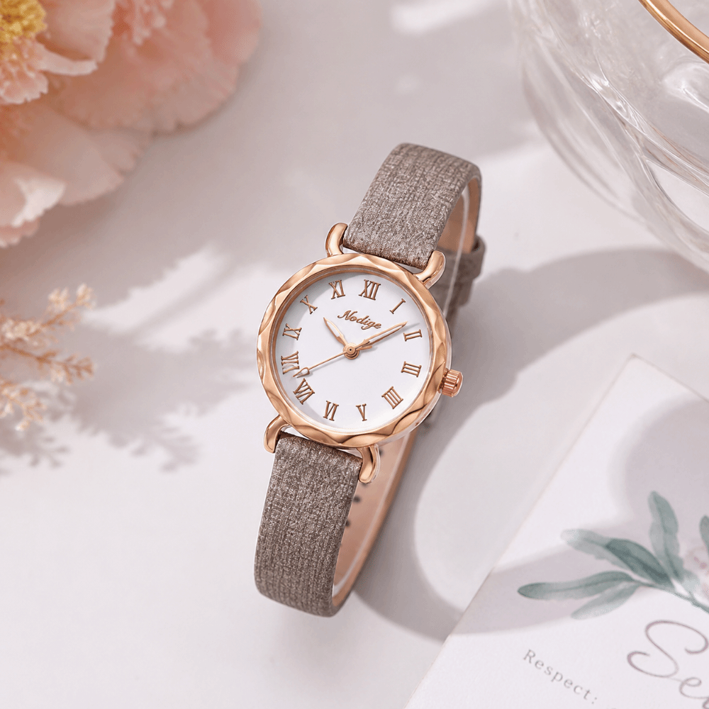 Nuovi orologi con cinturino in - Women Accessories Display recensione e prezzo